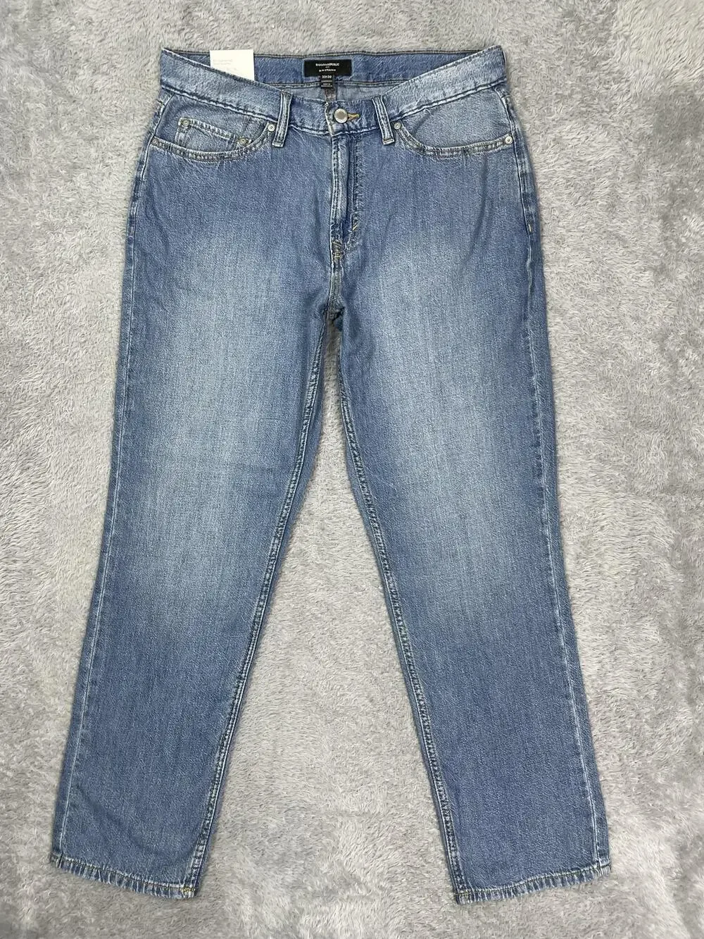 Banana Republic Slim Straight Jeans Mens 33x30* Blue Summerweight Denim Med Wash